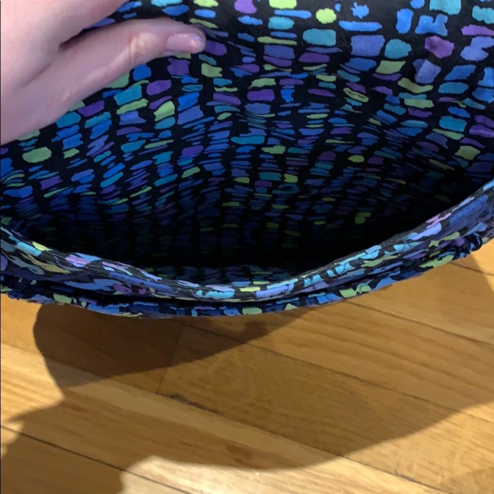 EUC Vera Bradley mailbag crossbody - Picture 3 of 6